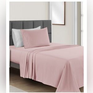 Fairfield square collection microfiber solid twin sheet set